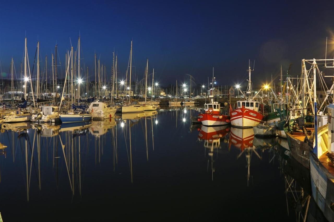 Gites "Le Clos De La Baie" Paimpol Exteriör bild